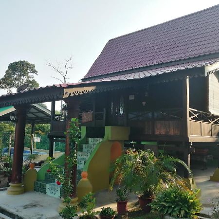 Homestay Warisan Bonda Masjid Tanah/Melaka Ngoại thất bức ảnh