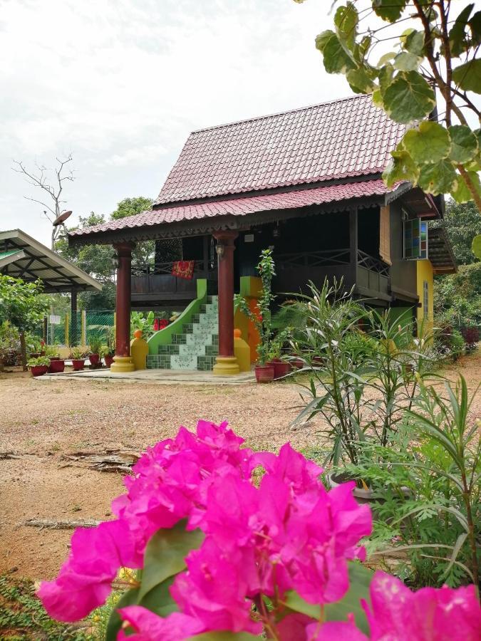 Homestay Warisan Bonda Masjid Tanah/Melaka Ngoại thất bức ảnh